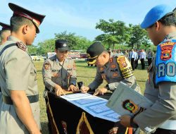 Kapolres Tulang Bawang Barat Pimpin Upacara Sertijab Wakapolres dan Pelantikan Kabag Log