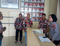 DPC Laskar Merah putih daftakan AHU perubahan ke Kesbangpol kota metro