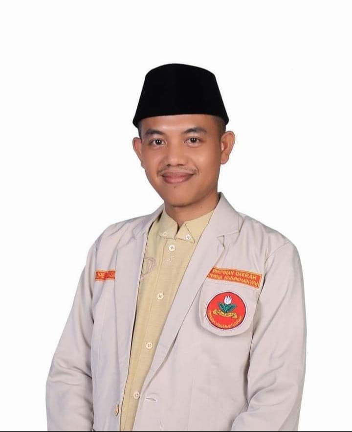 Nope Priasadi, S.A.P., Ketua Pimpinan Daerah Pemuda Muhammadiyah (PDPM) Lahat periode 2024-2028.