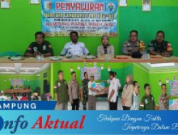Aparatur  kampung Warga Indah Jaya Bagikan BLT DD Tahun 2025