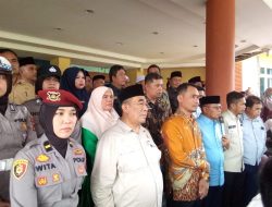 Ketua DPRD Pasaman Barat Dirwansyah Sambut Kedatangan Aksi Damai Honorer Non ASN.