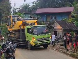 Upaya Evakuasi Dipacu: Alat Berat Bantuan Masuk ke Talamau Lewat Jalur Lubuk Sikaping
