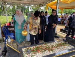 Jelang Peringati HUT Pasaman Barat Bupati Pasbar H.Yulianto Ziarah Ke Sejumlah Makam Tokoh Masyarakat