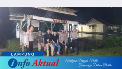 Personil Polsek Tulang Bawang Tengah, Gelar Patroli Siskamling dinihari Guna Cegah Gangguan Kamtibmas