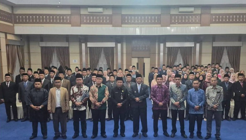 Wawako Azhar Lantik Pejabat OPD Hasil Perampingan