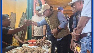 Wako Alfin Dialog bersama Pedagang dan Pengunjung Pasar