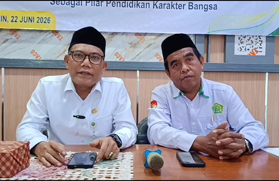 30% Dayah di Aceh Barat Belum Terdata, Rakor Kemenag : Tanpa Data EMIS Valid, Hak Santri Berisiko Hilang 2 IMG 20260625 WA0004