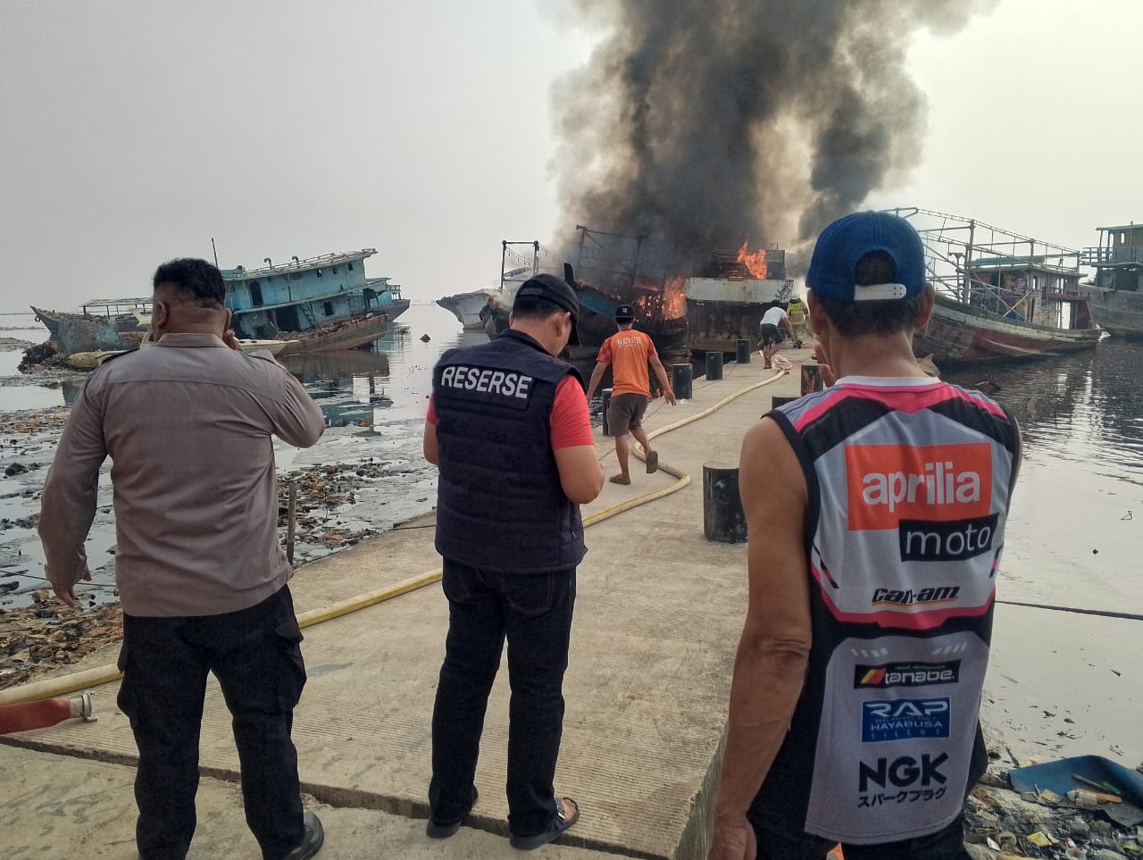 Tiga Kapal Terbakar di Dermaga Kaliadem Muara Angke, Polisi Selidiki Penyebab Kebakaran 2 IMG 20260720 WA0071