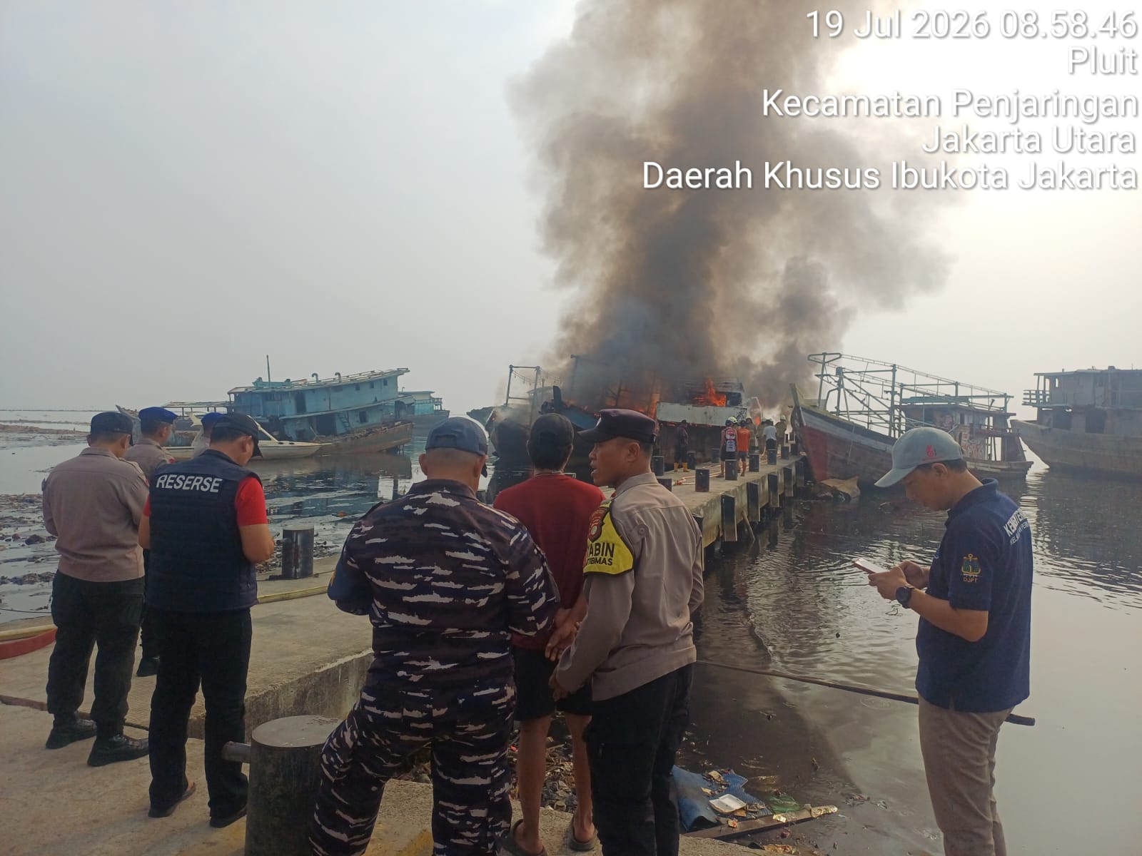 Tiga Kapal Terbakar di Dermaga Kaliadem Muara Angke, Polisi Selidiki Penyebab Kebakaran 3 IMG 20260720 WA0074