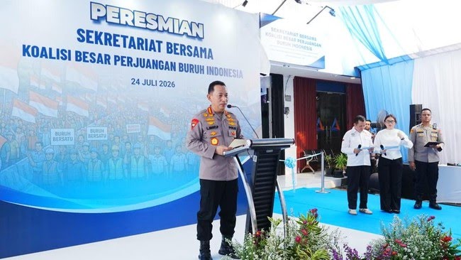 Kapolri Resmikan Sekretariat Bersama Koalisi Besar Perjuangan Buruh Indonesia, Perkuat Solidaritas Pekerja 2 kapolri jenderal listyo sigit prabowo meresmikan kantor sekretariat bersama koalisi besar perjuangan buruh indonesia kbpbi di 1784883663294 169 1