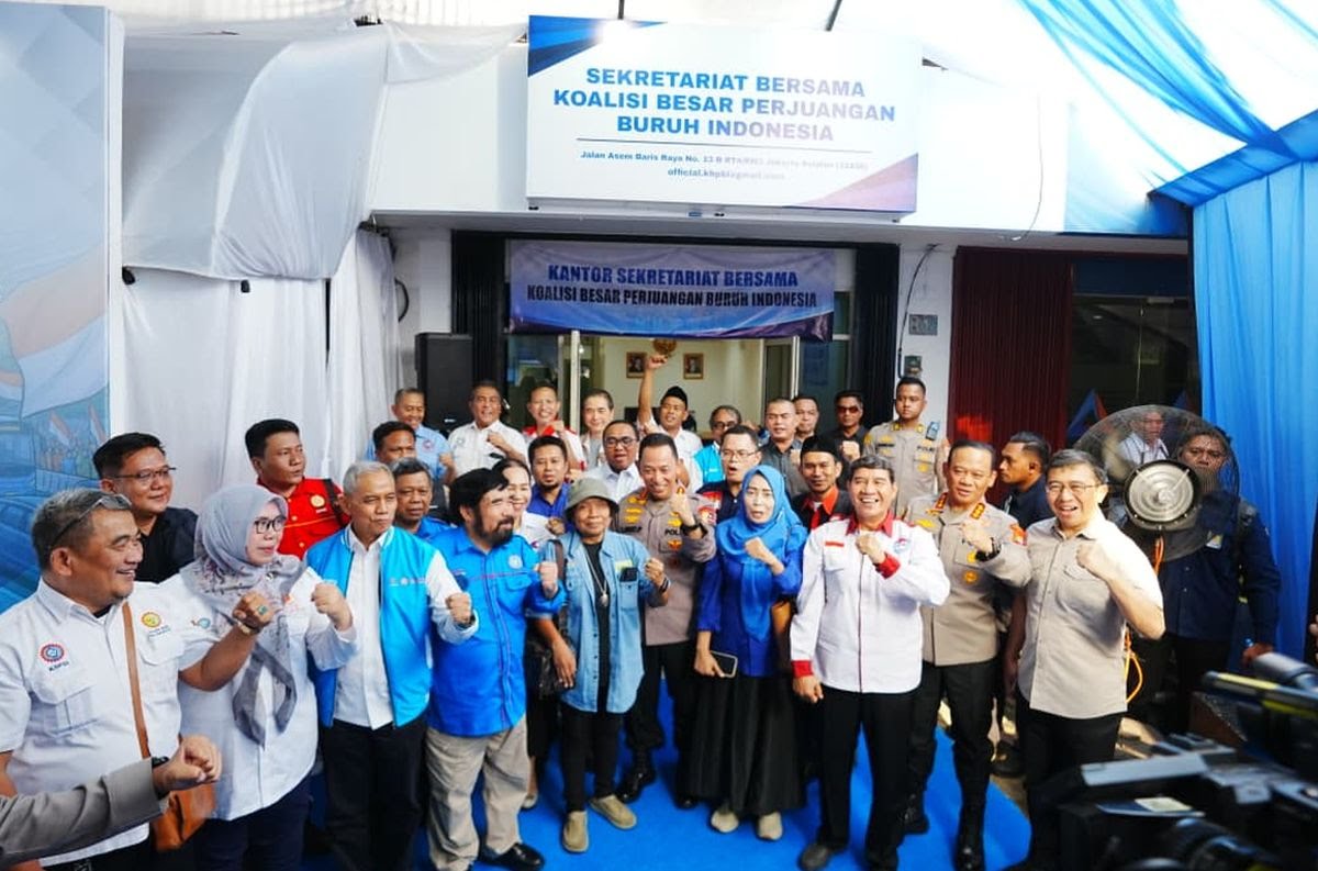 Kapolri Resmikan Sekretariat Bersama Koalisi Besar Perjuangan Buruh Indonesia, Perkuat Solidaritas Pekerja 4 kapolri jenderal listyo sigit prabowo 19ip large