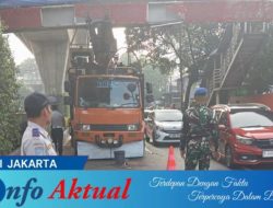 Polres Metro Jakarta Selatan Terapkan Rekayasa Lalu Lintas saat Evakuasi JPO Tendean