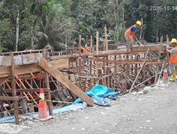 Terbuka dan Kooperatif, Kinerja CV Novita Rensa di Proyek Turap Miga–Lolowua Diacungi Jempol