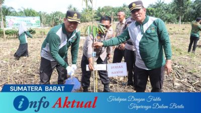 Dukung Pelestarian Lingkungan, Kapolres Pasbar Bersama Forkopimda Tanam Pohon di Hutan Kota Padang Tujuh
